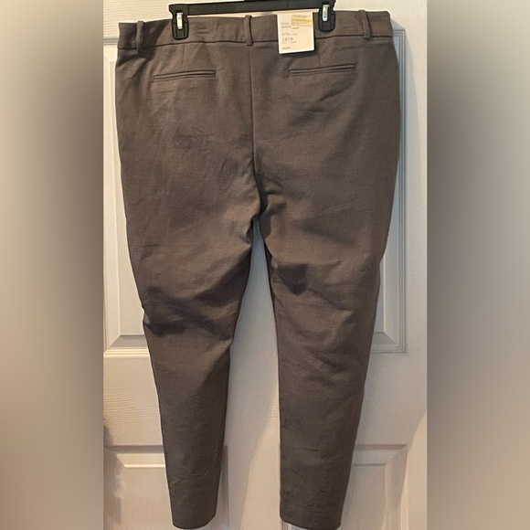 Plus 18 NEW gray slim ankle stretch 4 pockets - a new day - Picture 2 of 9